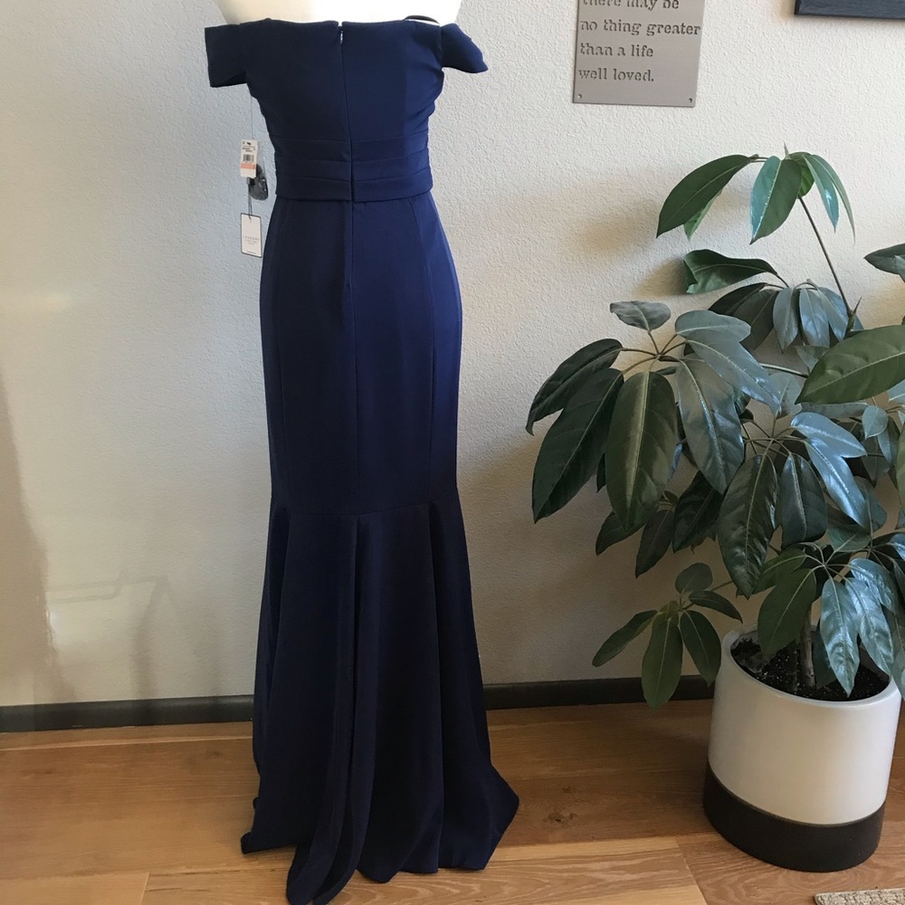 Laundry by Shelli Segal Off the Shoulder Gown - 2 - Picture 2 of 8